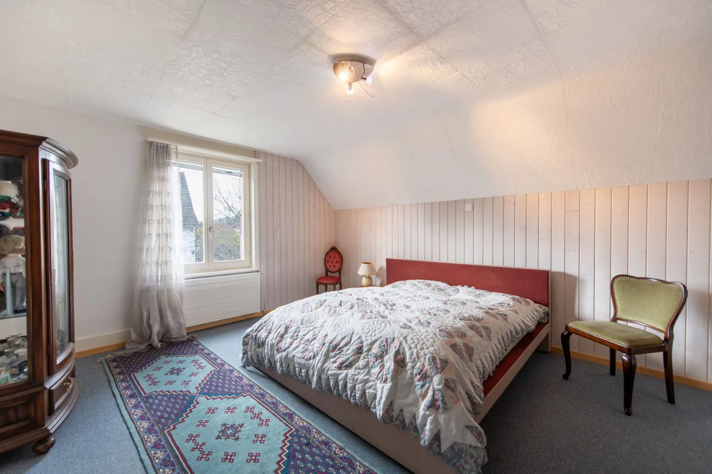 Maison attrayante à deux familles avec grand jardin - idéale pour les familles ou la vie intergénérationnelle - Photo 15 sur 28