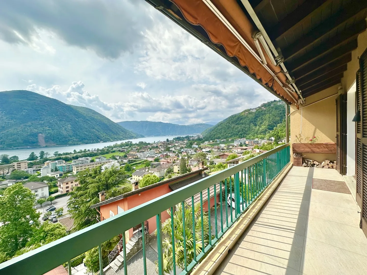Bel Attique à Val Mara, Canton du Tessin avec une vue imprenable sur le lac - Photo 4 sur 12