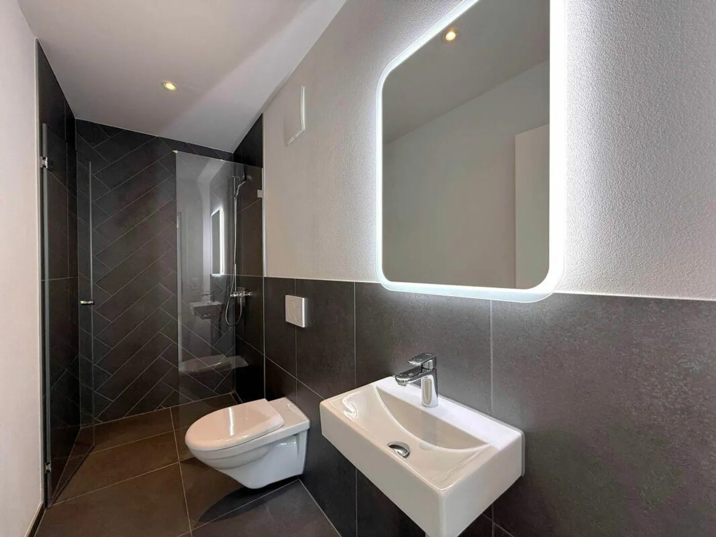 Completely renovated 4.5-room apartments in the heart of Romanshorn - Photo 6 of 12