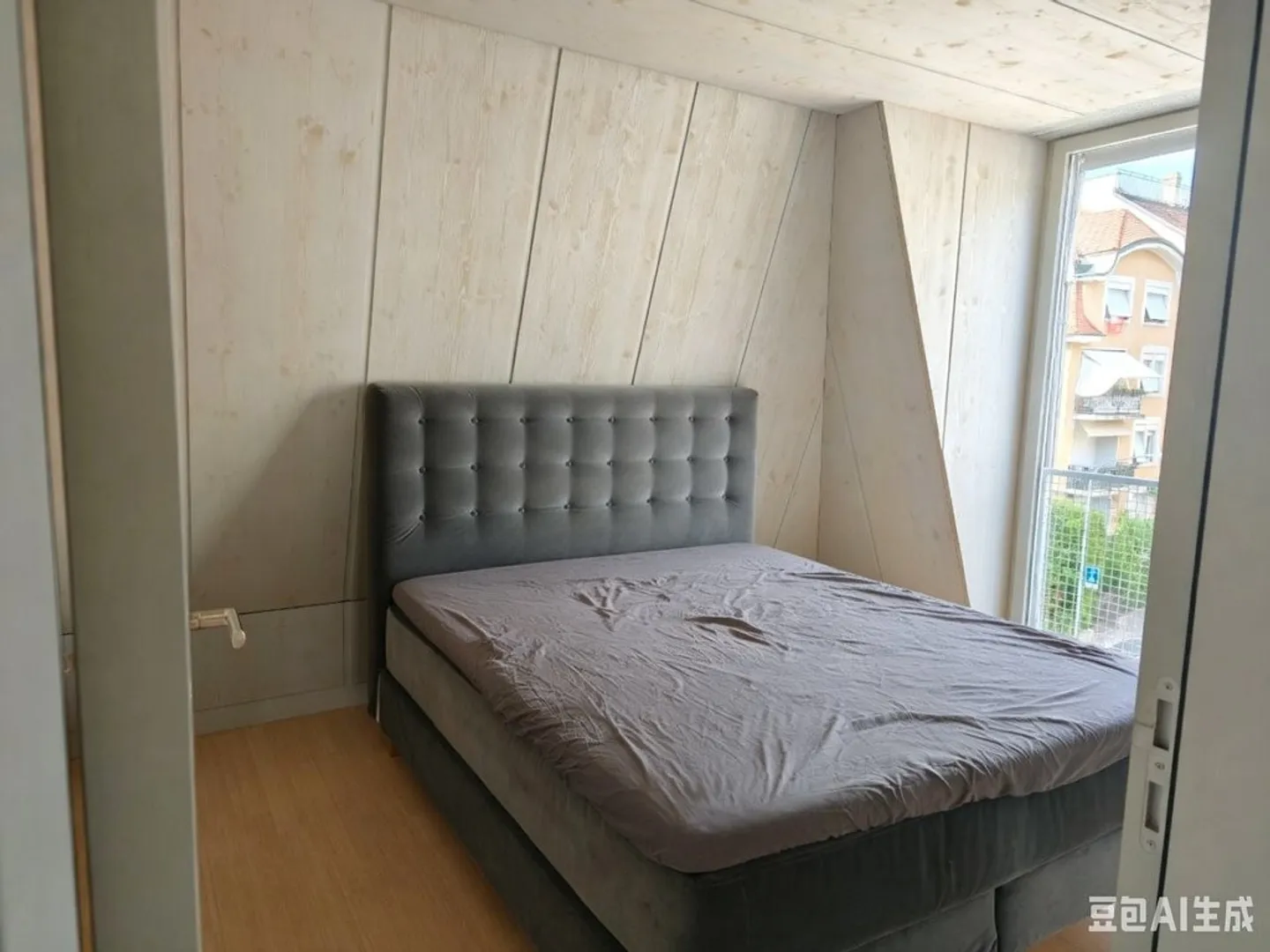 3.5-room penthouse apartment in Zurich with beautiful view for rent - Photo 5 of 9