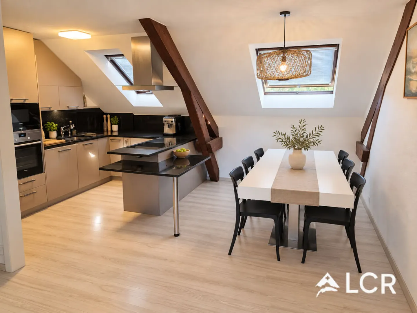Bellissimo duplex parzialmente arredato di 3,5 locali a Losanna - Foto 4 di 13