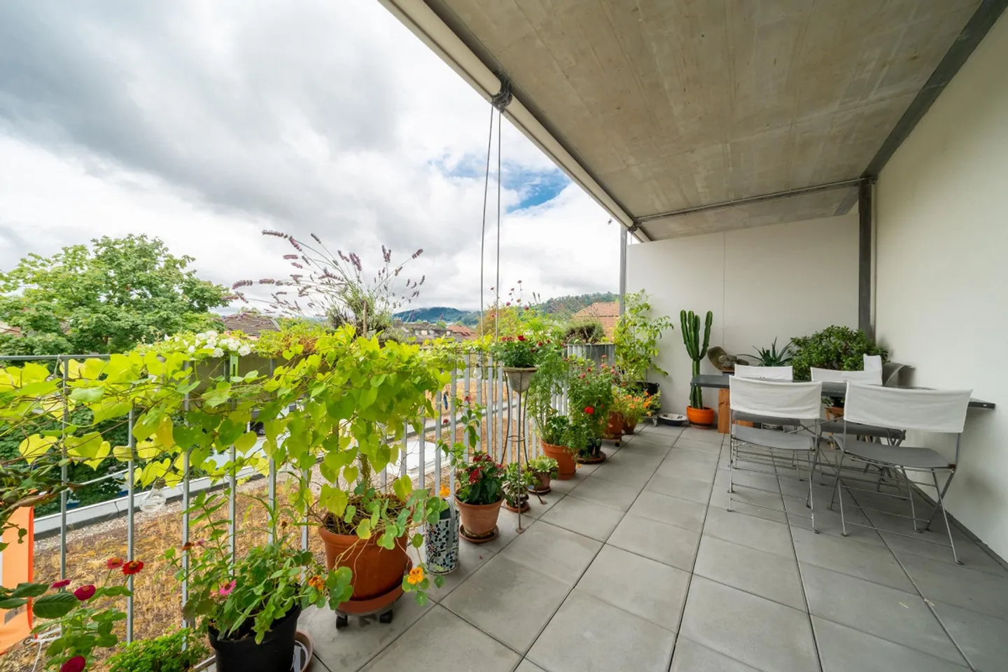 Modernes Apartment mit grossem Balkon - Foto 6 von 7