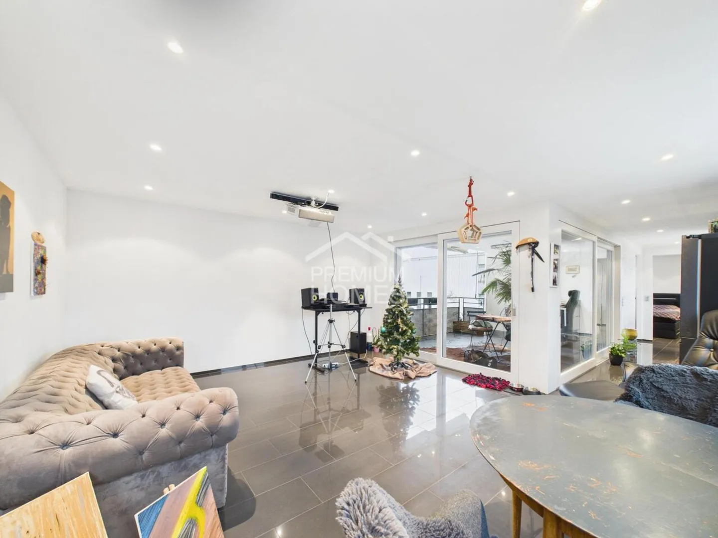 Modern Apartment with Balcony - Photo 1 of 7