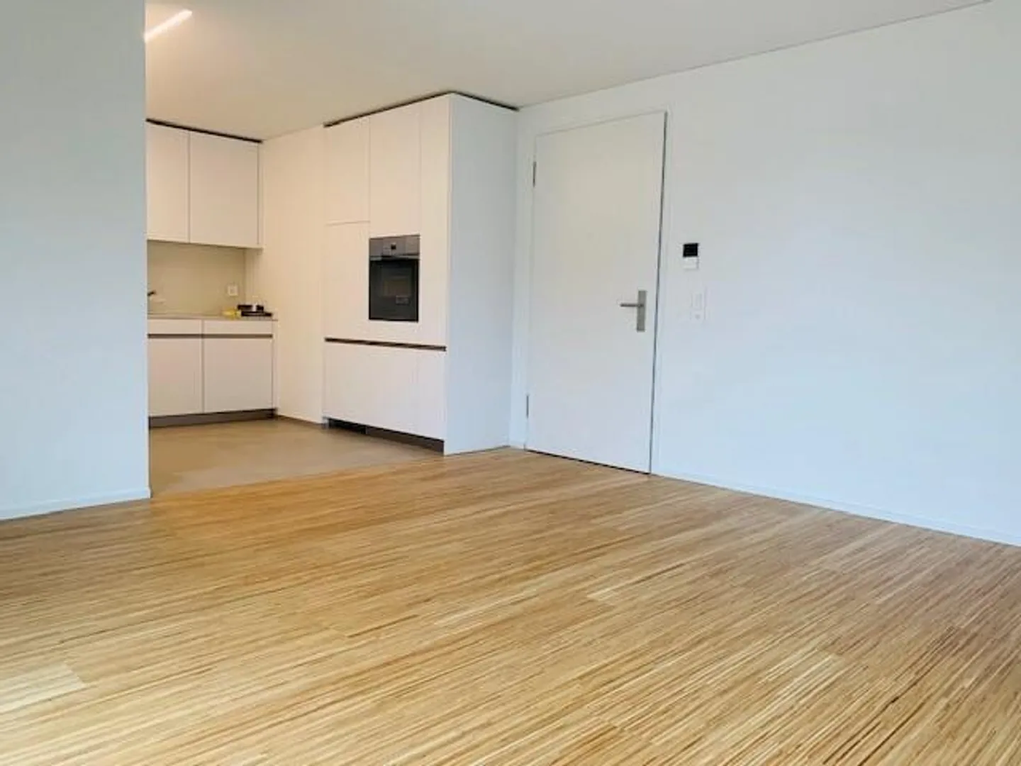 Bright 1.5-room apartment with charm in the heart of Küsnacht - 3rd floor - Photo 5 of 8