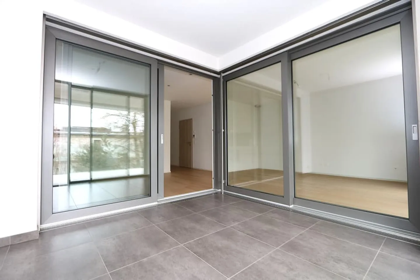 Modern 4-room apartment with balcony in Chêne-Bourg - Photo 4 of 13