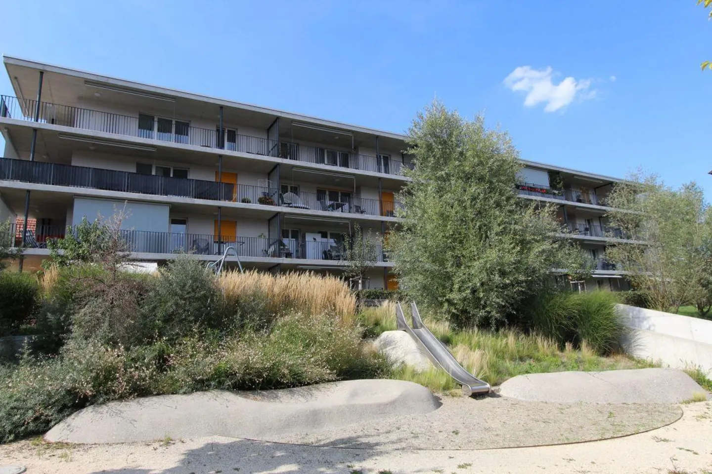 Modernes Apartment in Brugg - Foto 1 von 9