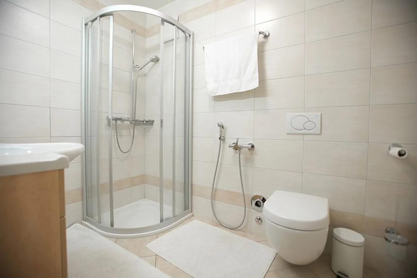 Appartamento ammobiliato in affitto - Foto 7 di 12