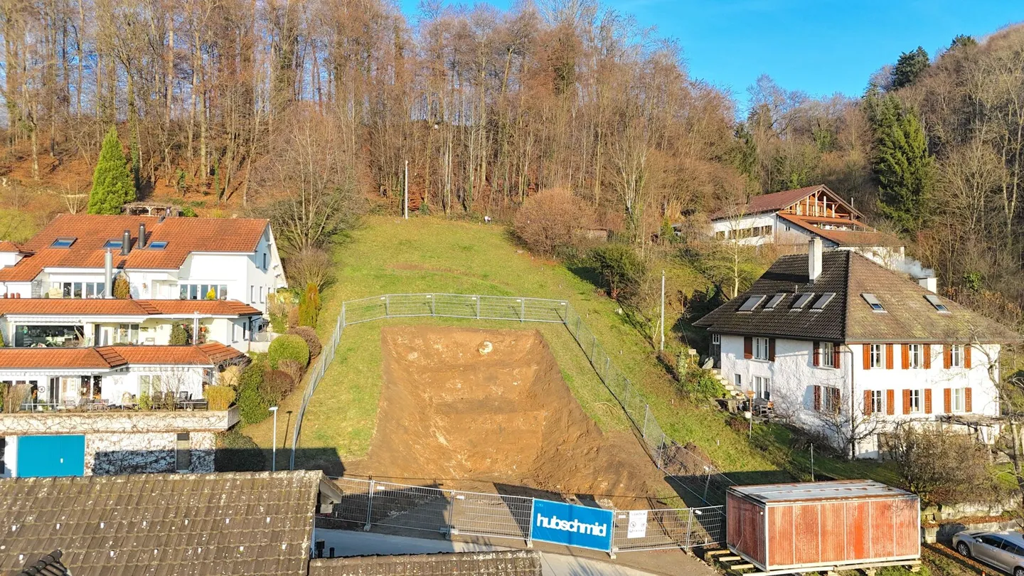 START OF CONSTRUCTION - ATTIC APARTMENT THAT MAKES HEARTS BEAT FASTER - WWW.BELLA VISTA.CH - Photo 1 of 10