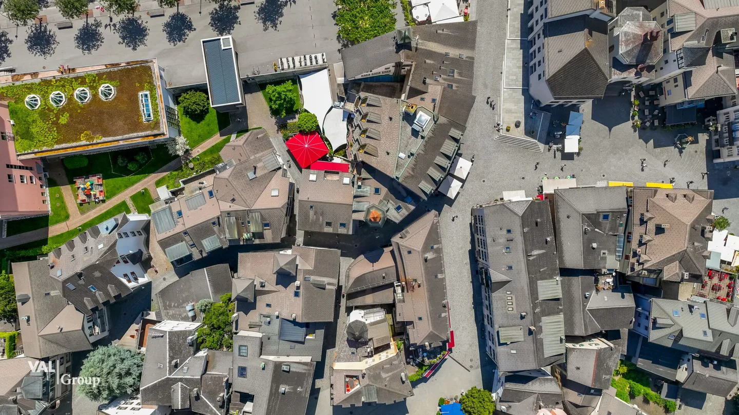 Attractive, furnished studio with urban flair and prime central location - Photo 13 of 15