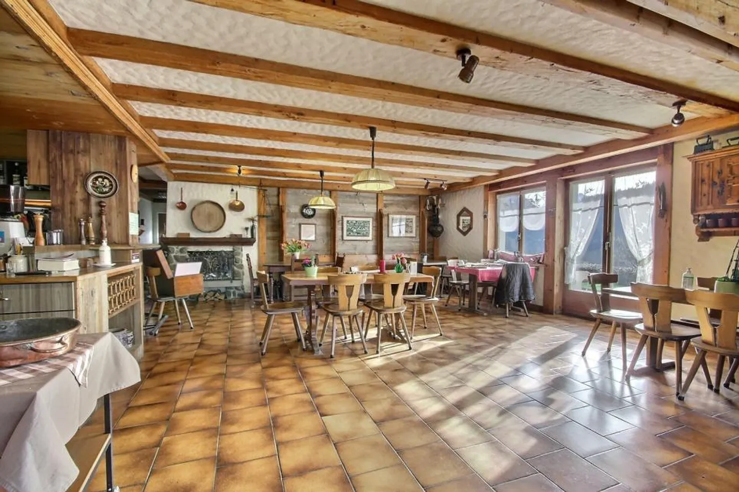 Grande Chalet in Vendita a Rossinière! - Foto 7 di 13