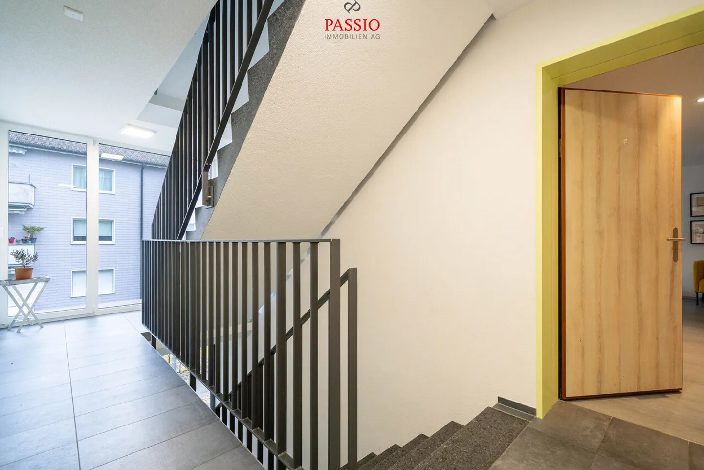 Modern 4.5-room apartment with large balcony and canal view - Photo 18 of 18