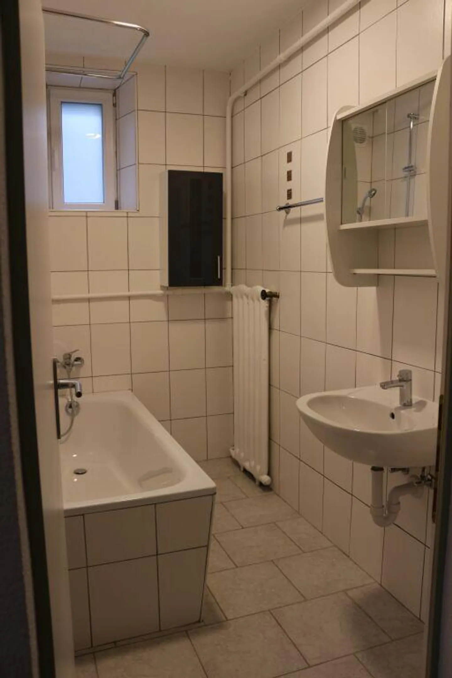 Appartement spacieux à Saint-Imier - Photo 3 sur 6