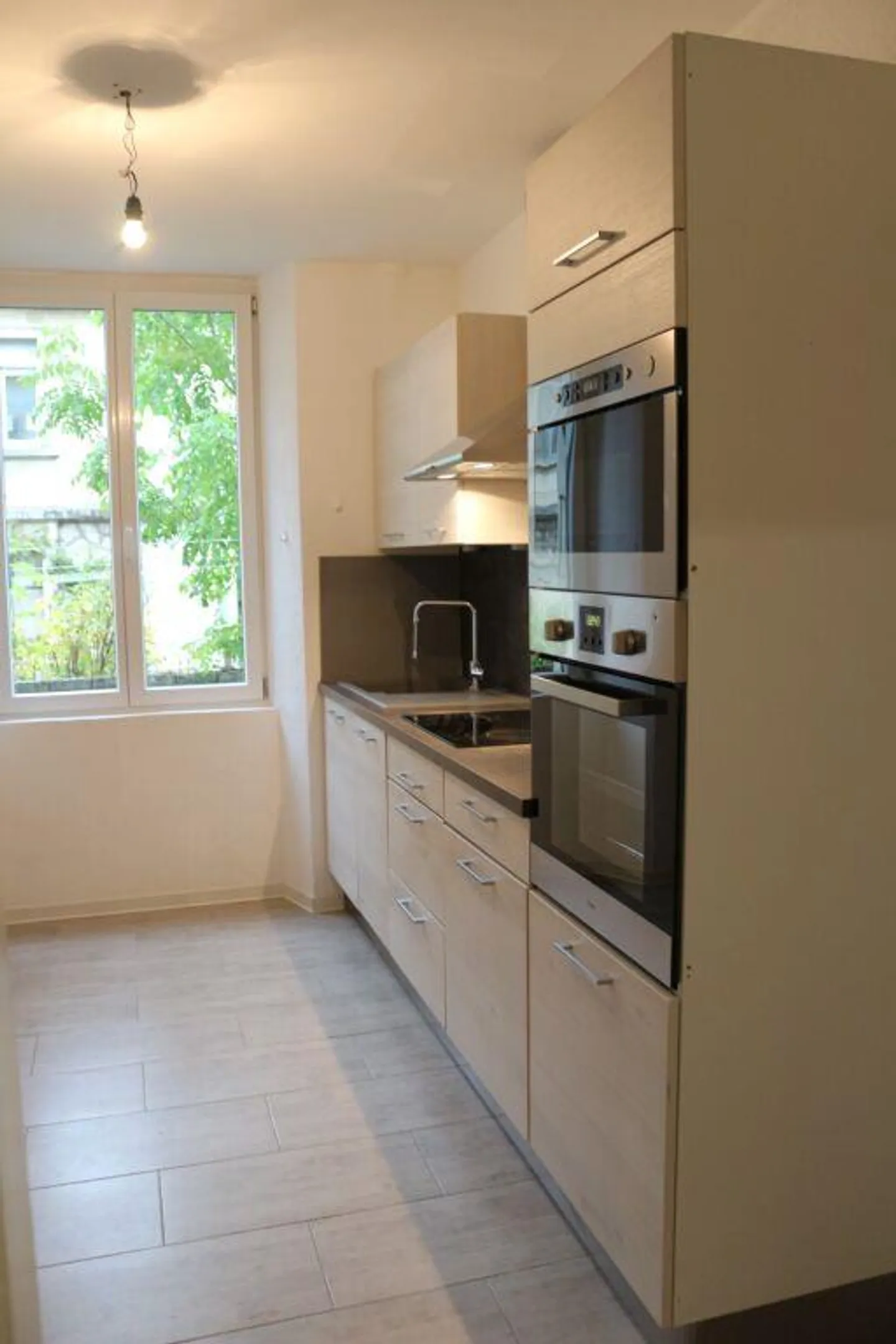 Appartement spacieux à Saint-Imier - Photo 4 sur 6