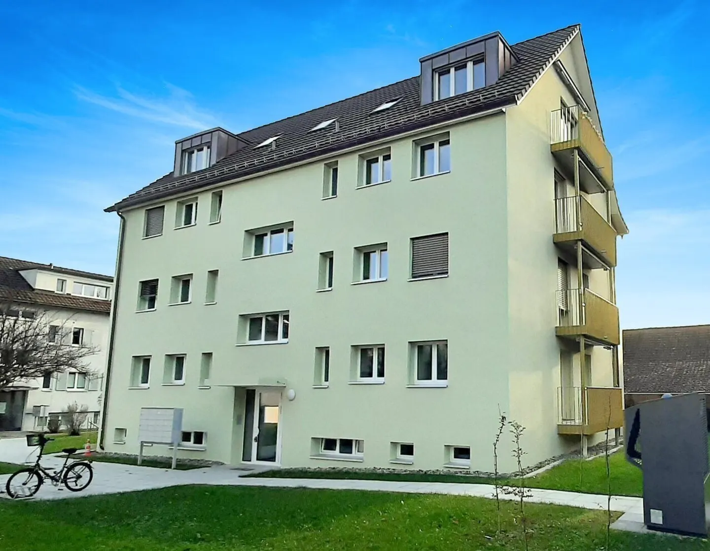 Apartment for rent - Photo 1 of 9