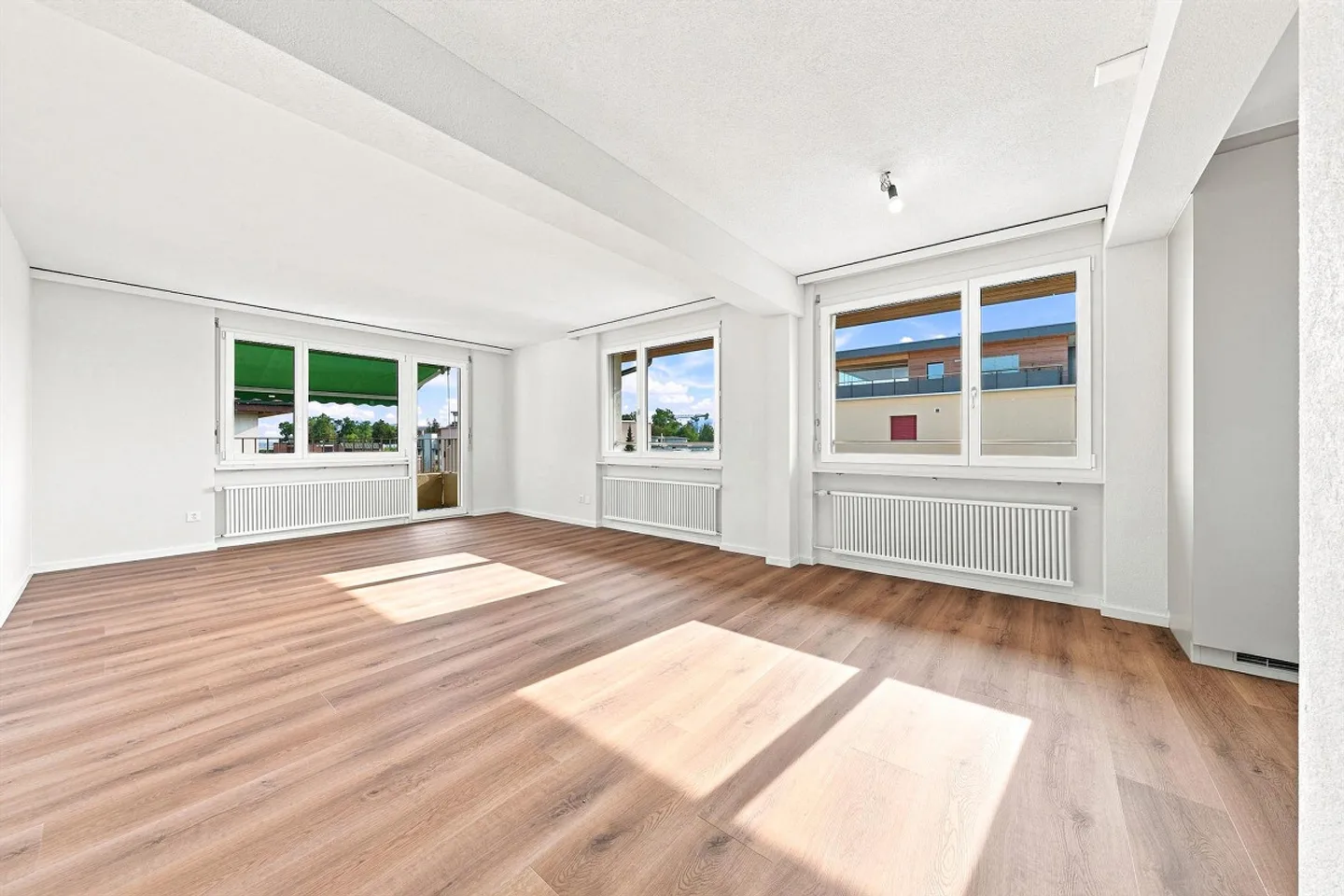 First rental: modern 3½-room apartment in Hünenberg - Photo 2 of 11