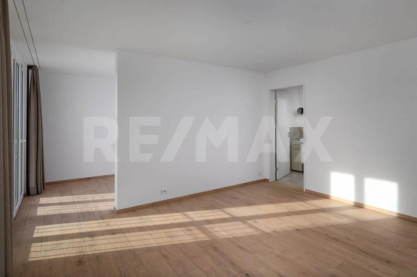 Modernes Apartment mit Seeblick - Foto 8 von 13