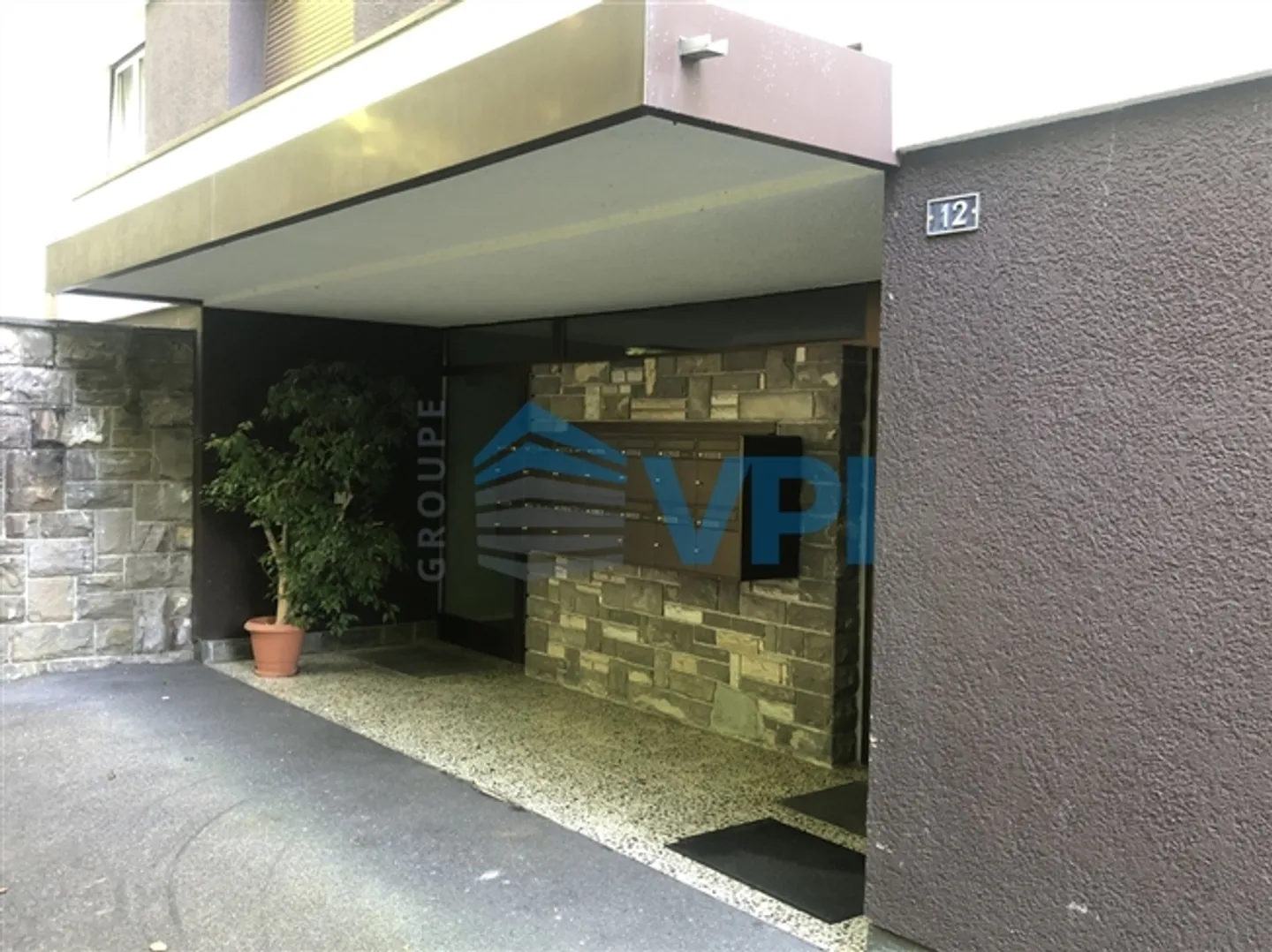 «La Tour-de-Peilz - 4-Zimmer-Wohnung von 82m2 im 2. Stock» - Foto 3 von 6