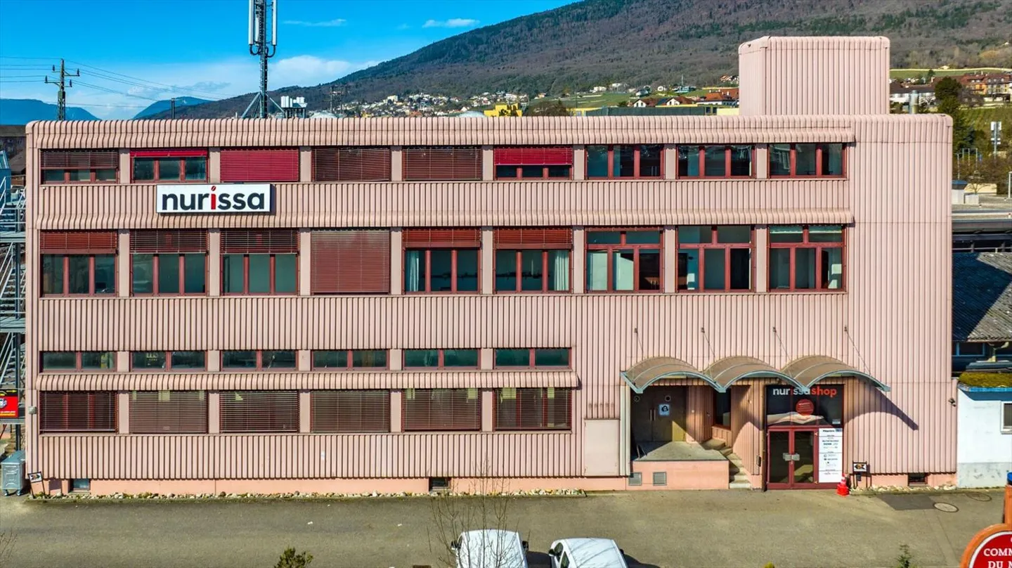 80 m2 ideally located premises - Photo 1 of 9