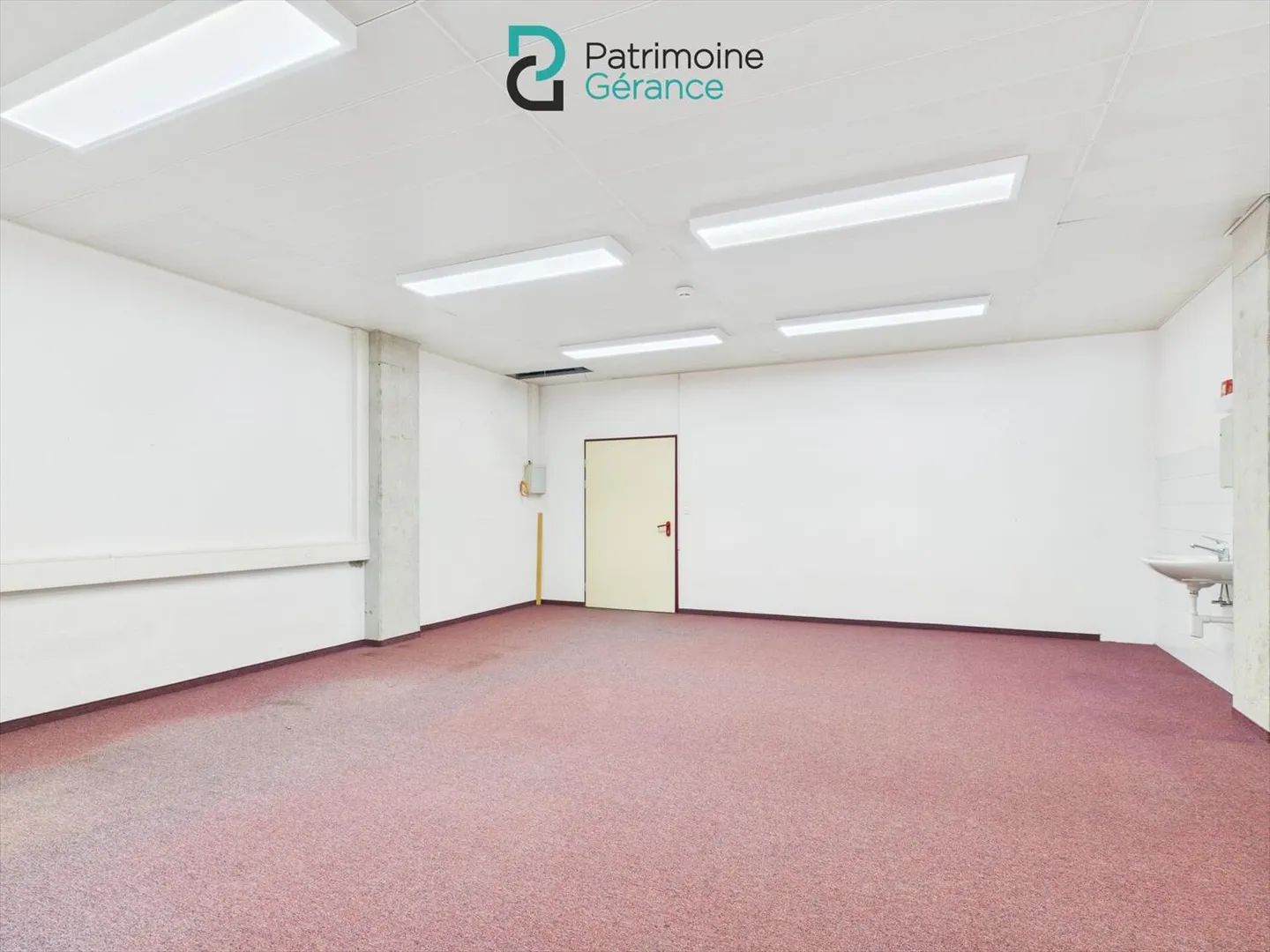 80 m2 ideally located premises - Photo 3 of 9