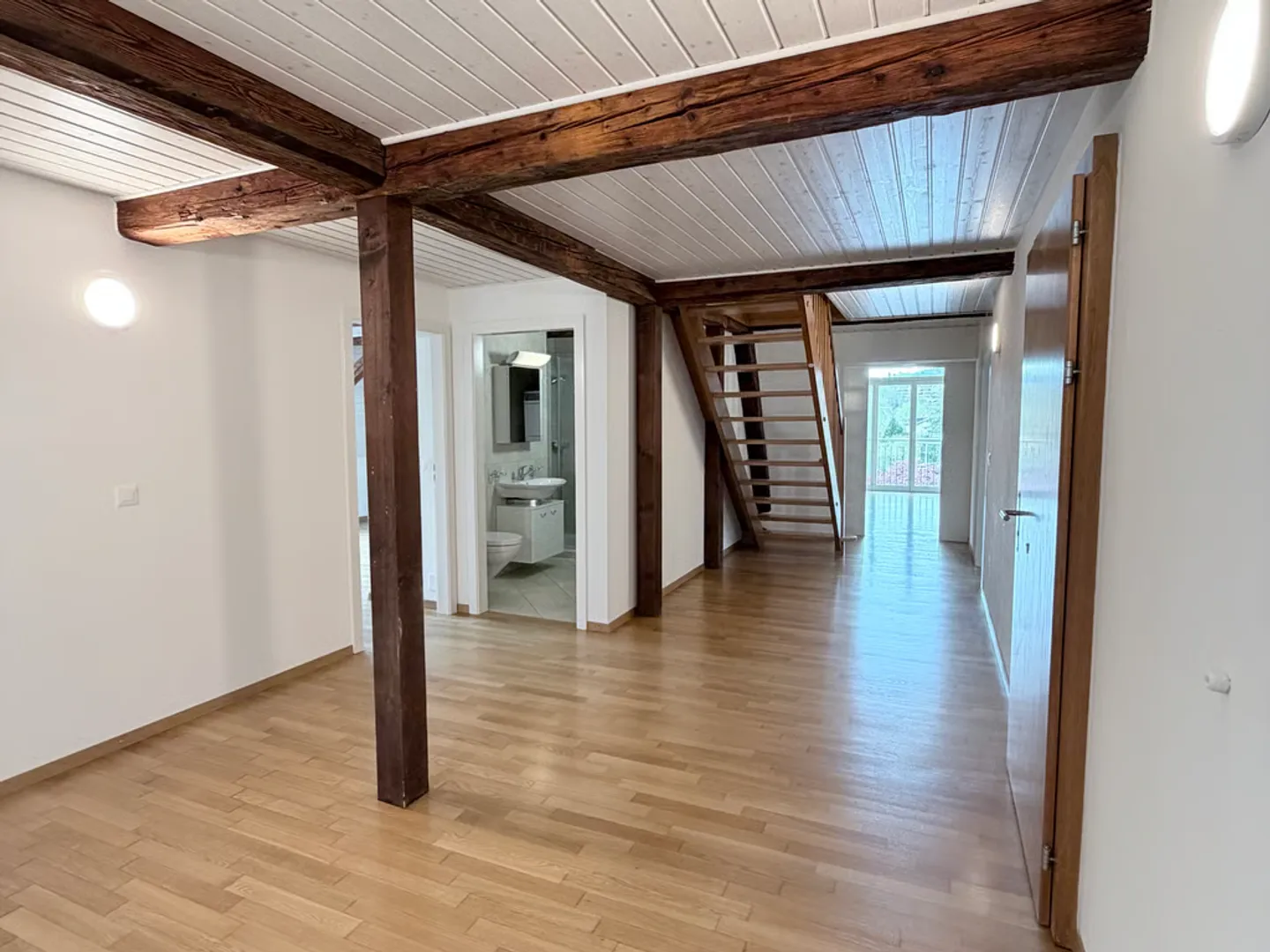 Appartamento Duplex Incantevole - Foto 9 di 12