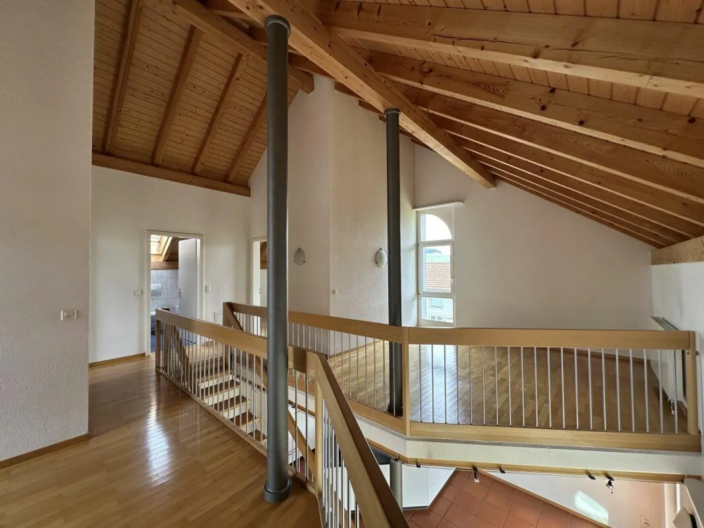 Well-maintained detached house in the countryside - Photo 9 of 13