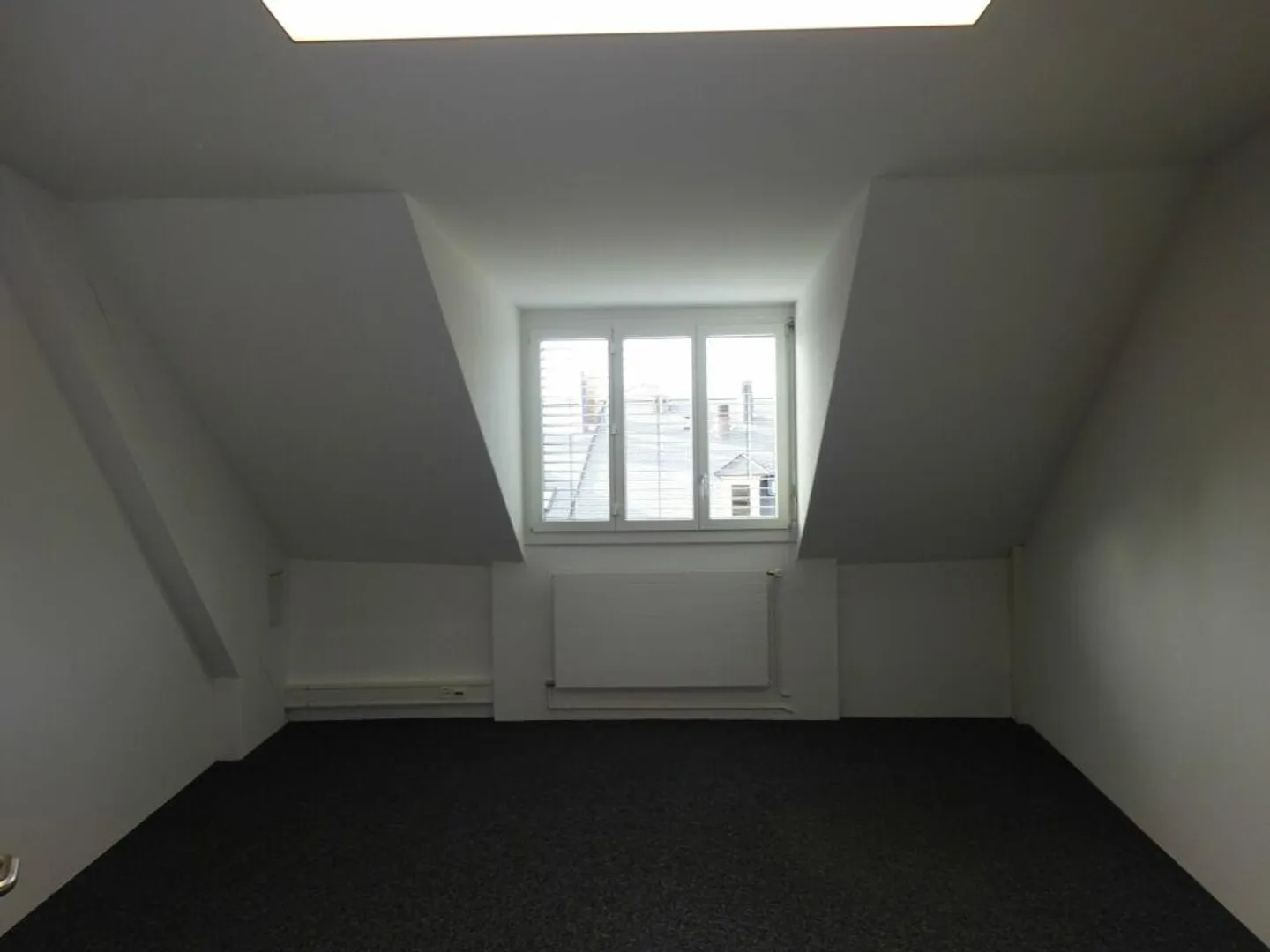 Spazio ufficio esclusivo in affitto in una posizione privilegiata a Berna! - Foto 2 di 10