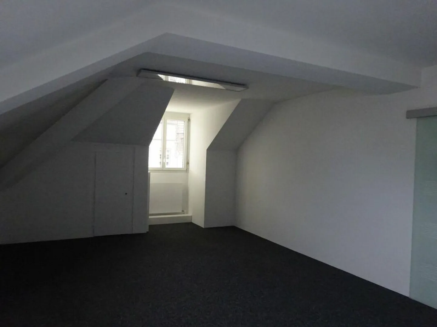 Spazio ufficio esclusivo in affitto in una posizione privilegiata a Berna! - Foto 10 di 10