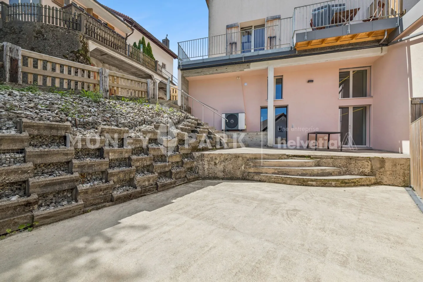 Renoviertes Duplex-Loft mit Terrasse - Foto 13 von 13