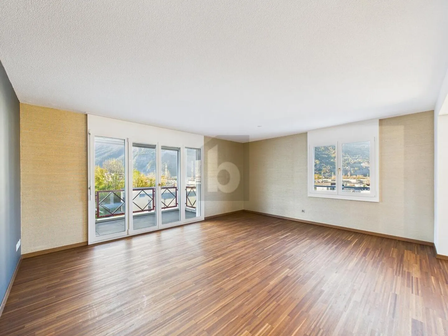 Apartment for sale - Photo 2 of 6