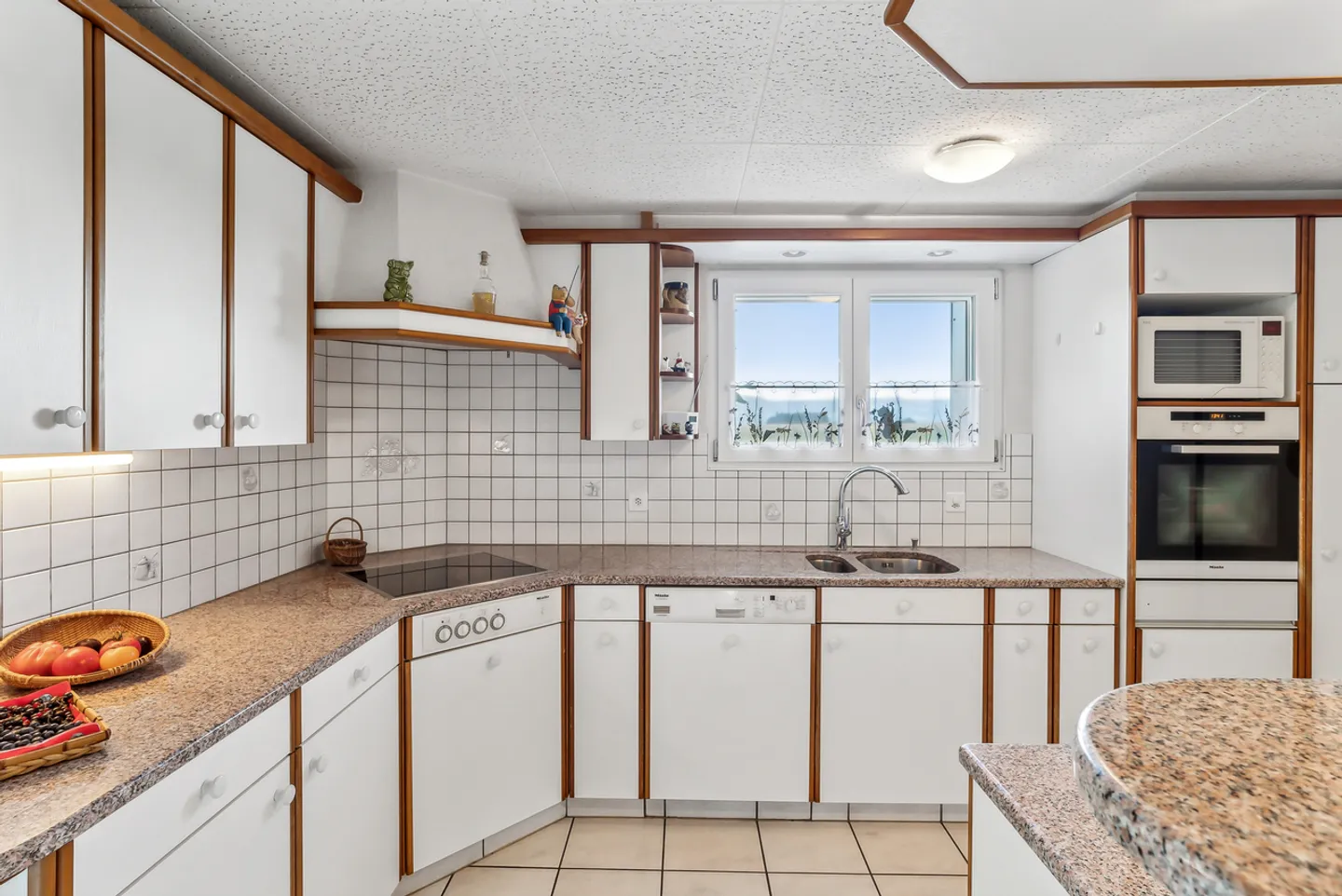 Geräumige 5-Zimmer-Duplexwohnung mit privatem Garten - Foto 6 von 16