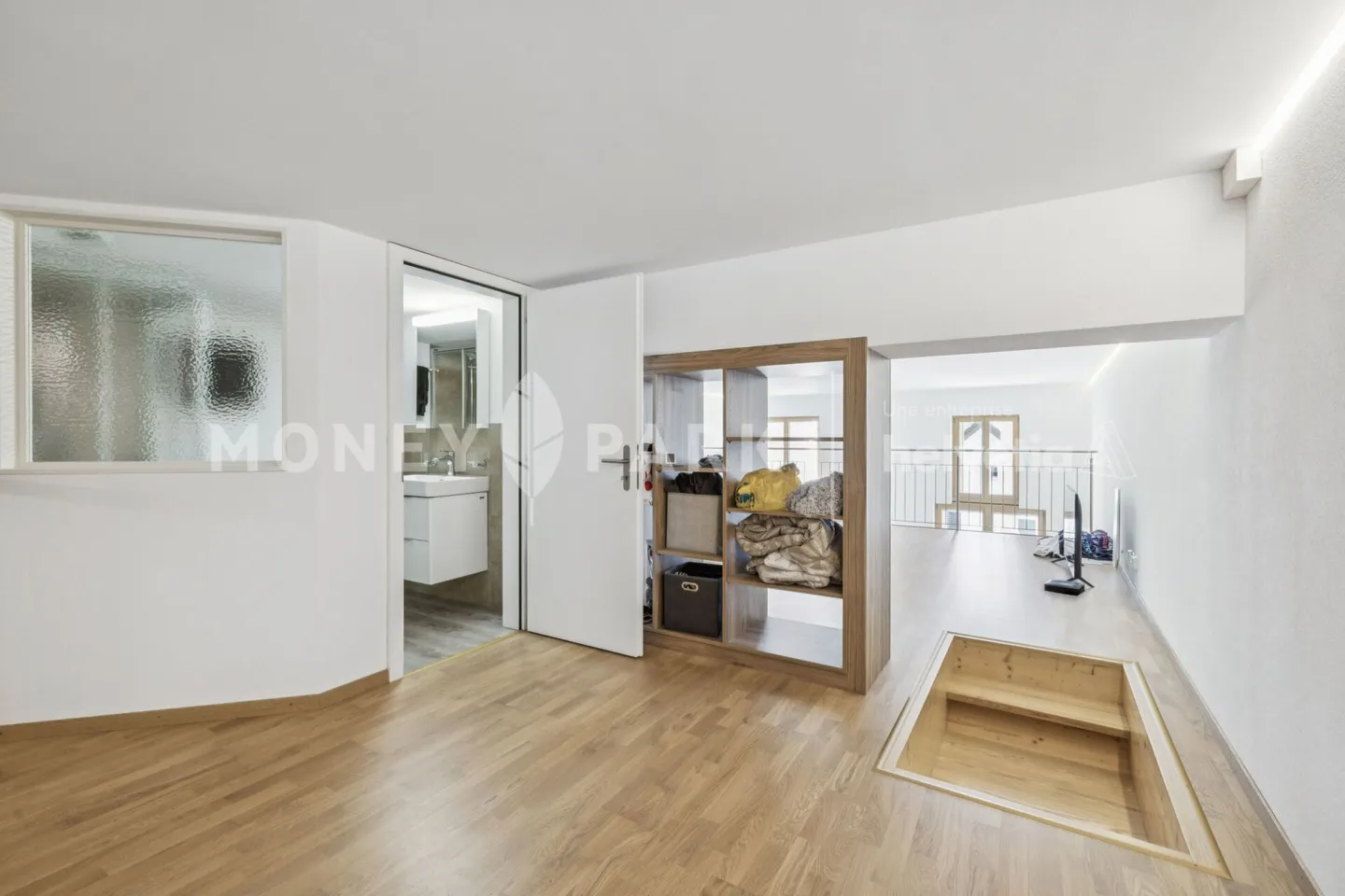 Renoviertes Duplex-Loft mit Terrasse - Foto 10 von 13