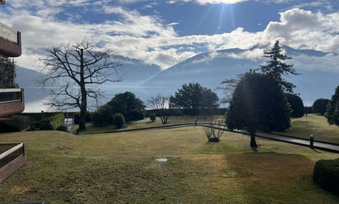Zauberhaftes 2.5-Zimmer-Apartment mit Seeblick in Melide - Foto 2 von 2