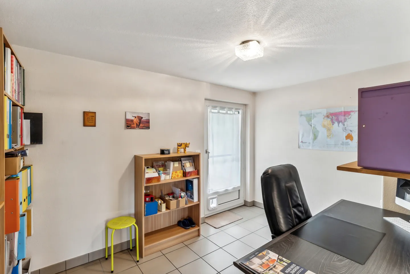 Geräumige 5-Zimmer-Duplexwohnung mit privatem Garten - Foto 14 von 16