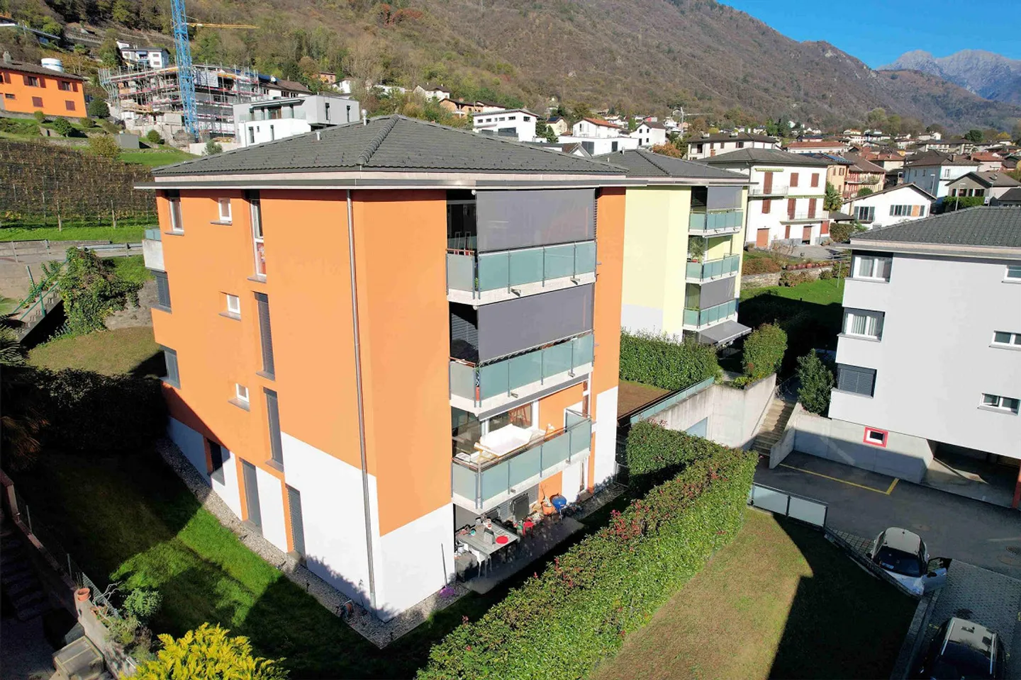 Elegante appartamento in piccola costruzione uno per piano - Foto 1 di 15
