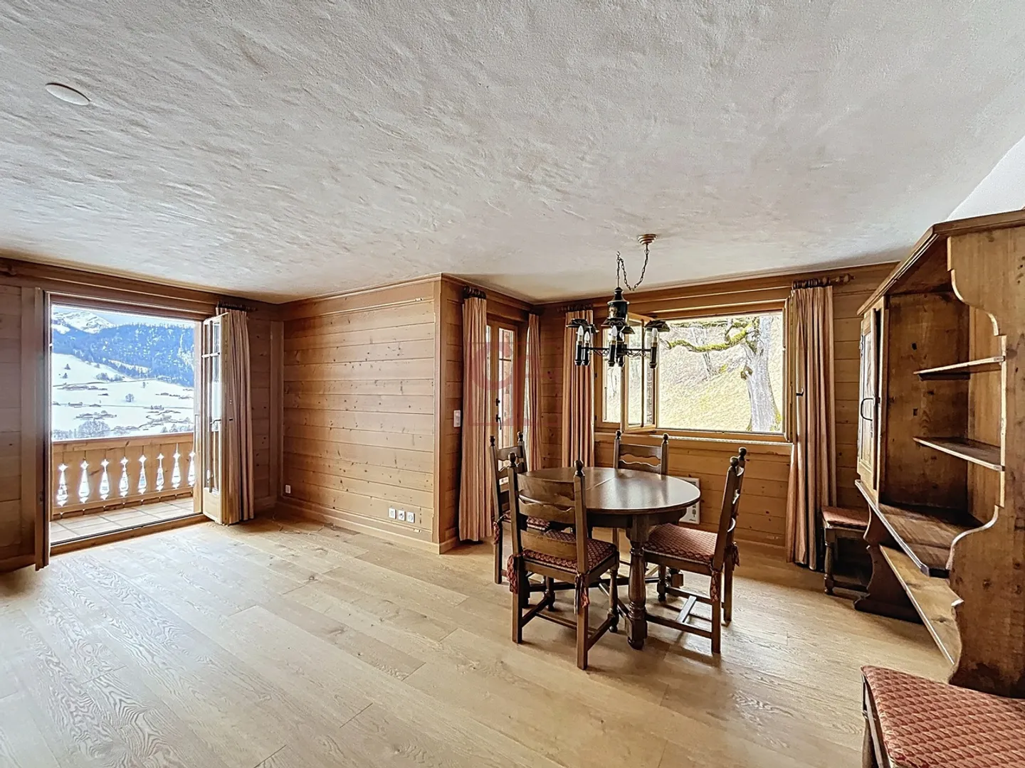 Château-d'Oex - Beautiful apartment with mountain views - Photo 2 of 13