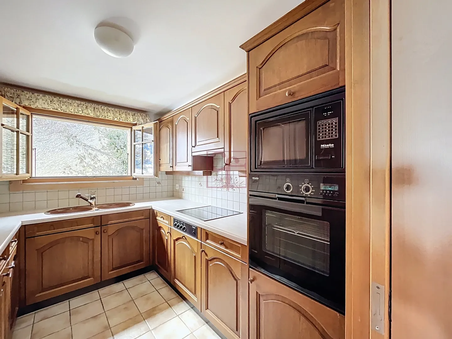 Château-d'Oex - Beautiful apartment with mountain views - Photo 3 of 13