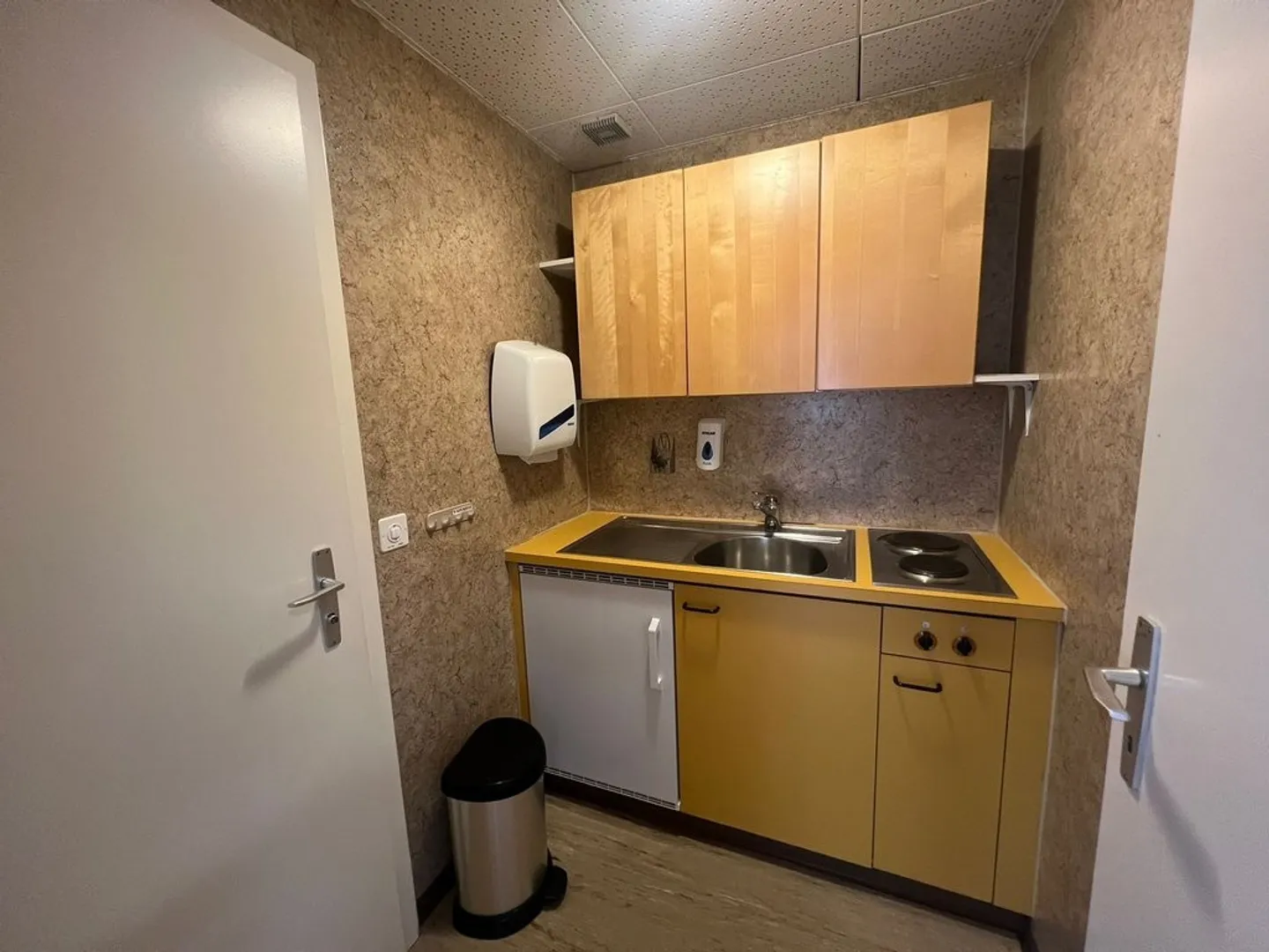 Salle polyvalente lumineuse au centre de Lausanne - Photo 4 sur 4