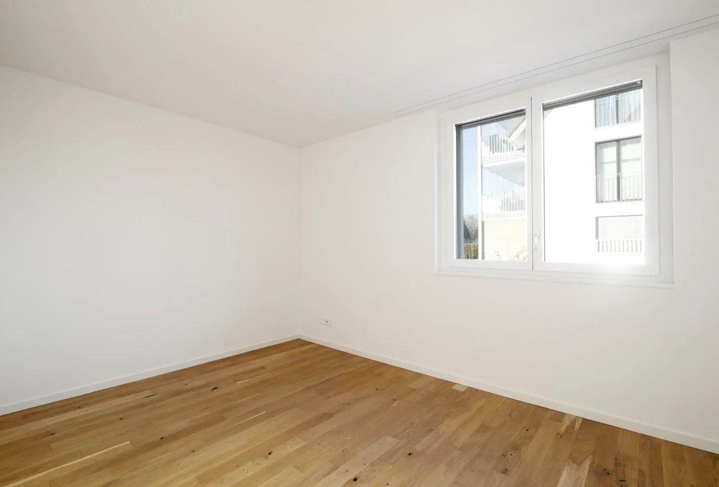 Your new home in the green is waiting for you! - Photo 8 of 10