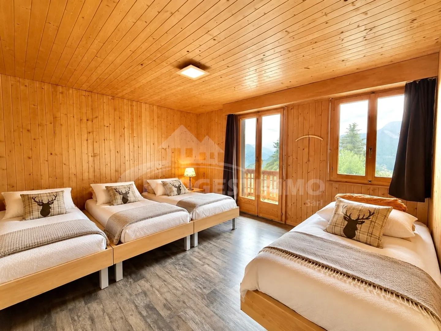 MAGNIFIKANTER DUPLEX 6.5 ZIMMER AN DEN PISTEN - Foto 4 von 9