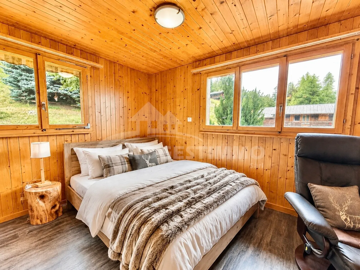 MAGNIFIKANTER DUPLEX 6.5 ZIMMER AN DEN PISTEN - Foto 5 von 9