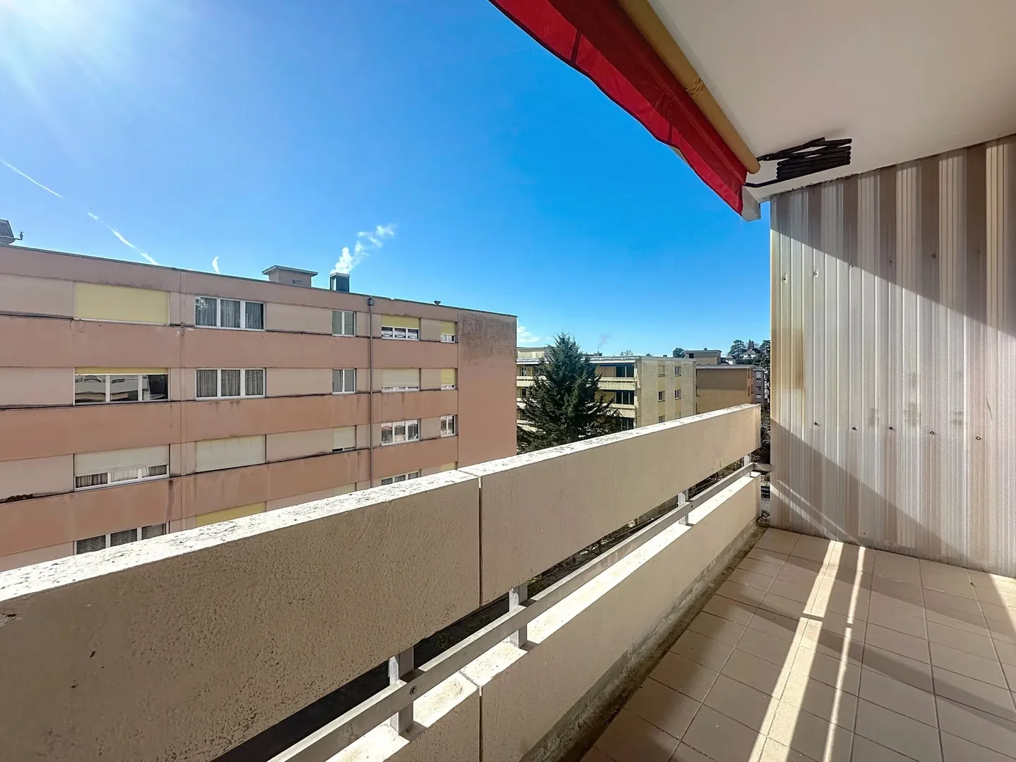 Geräumige komplett renovierte Wohnung - Foto 4 von 7