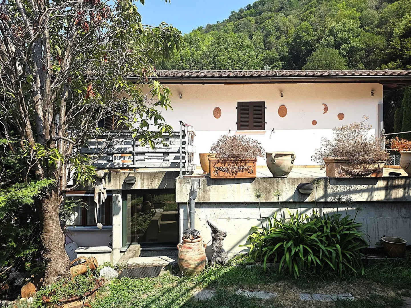 Incantevole casa di 6.5 locali + rustico a Pianezzo - Foto 2 di 21