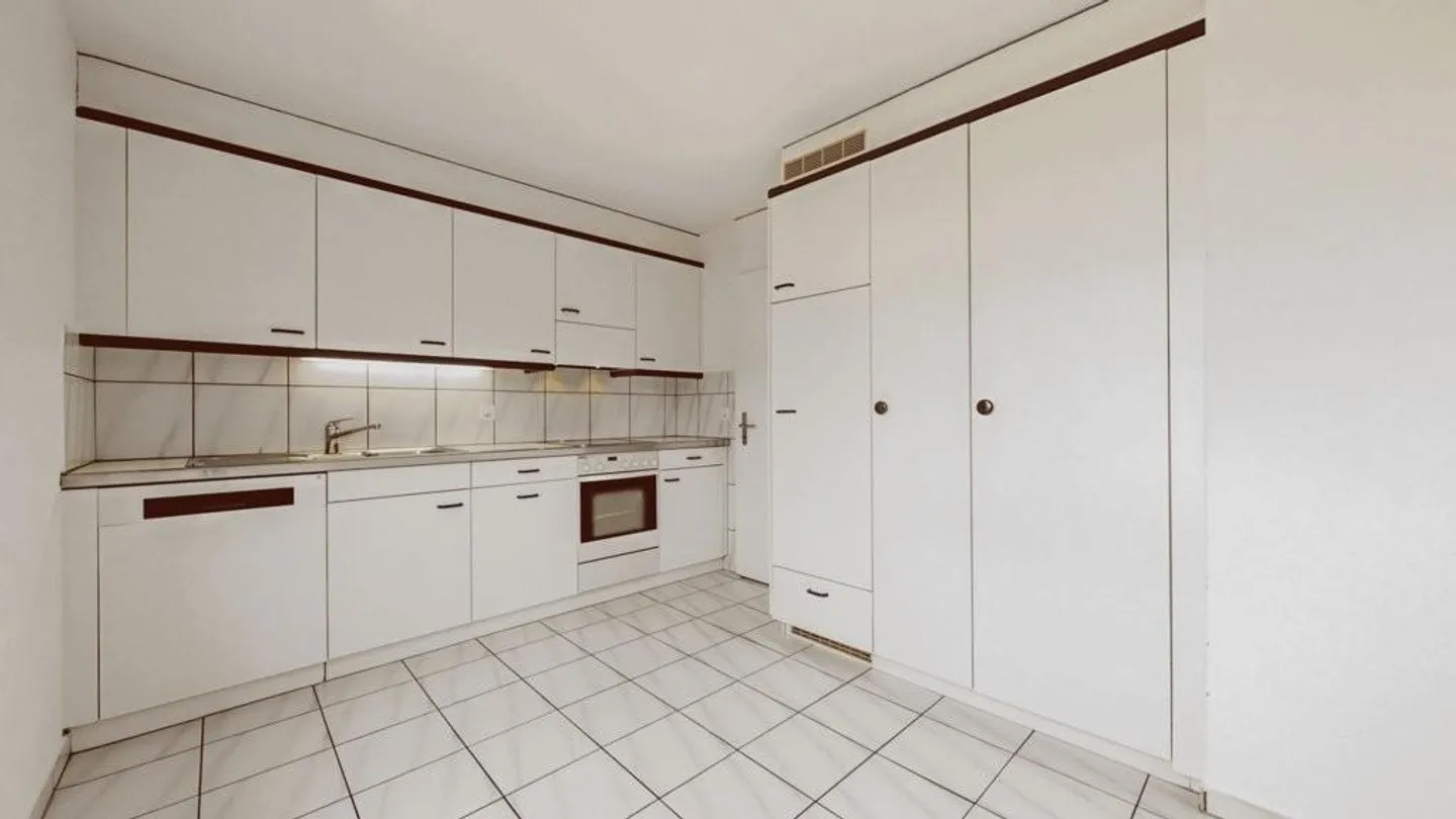 Bella appartamento in un edificio ben tenuto - Foto 3 di 10