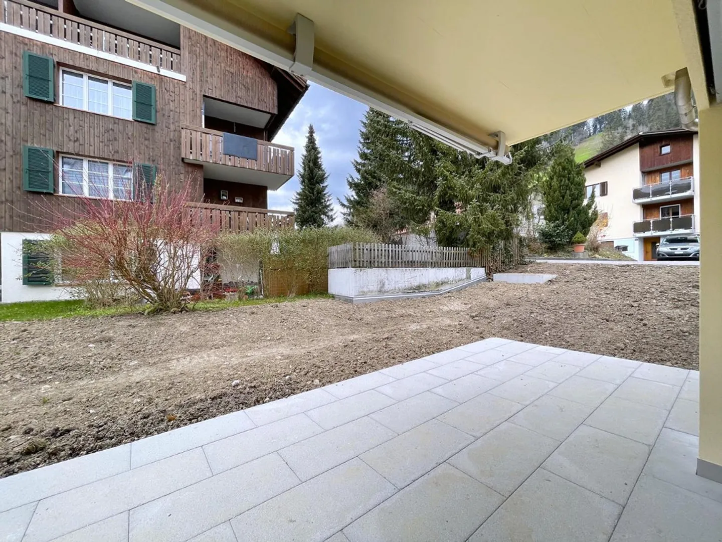 Sonnige 2.5-Zimmer-Wohnung mit Sitzplatz und Garten - Photo 3 of 8