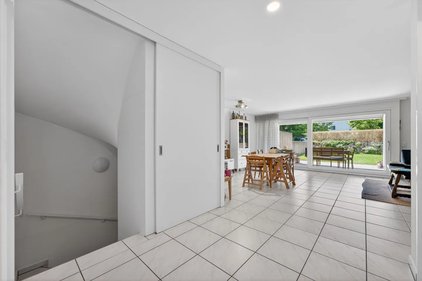 Élégante Maisonette avec Jardin - Photo 3 sur 13