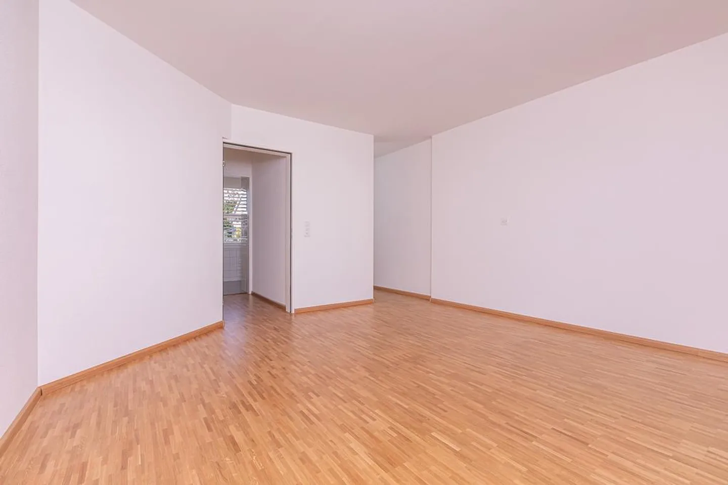 Promozione primaverile! Ottimo appartamento di 2 stanze con 2 balconi in affitto! - Foto 4 di 11