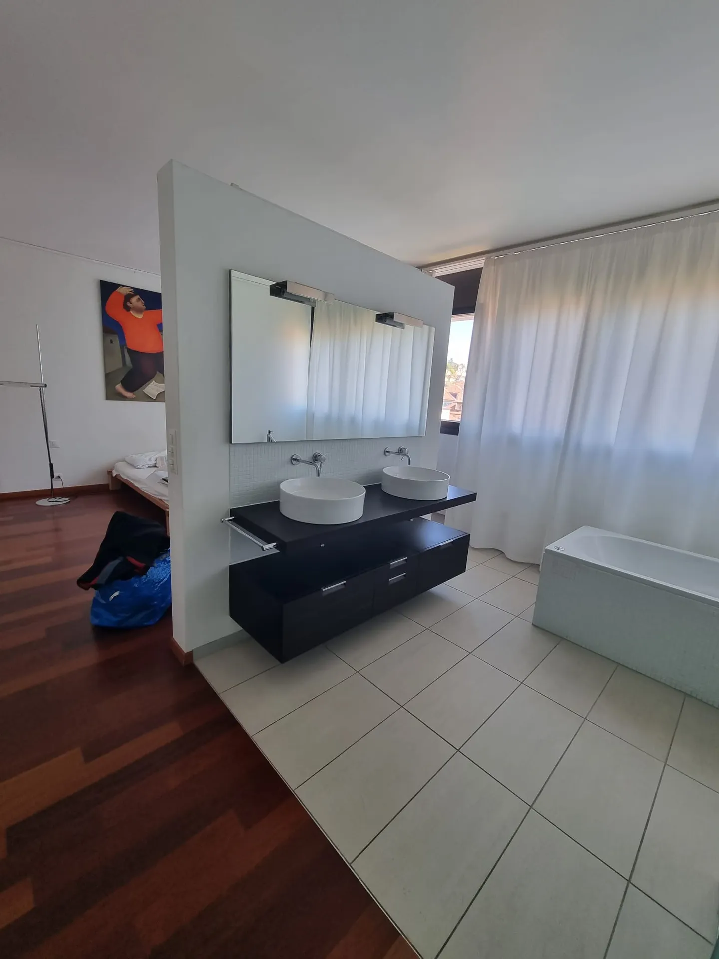 Appartement de Luxe avec Vue sur le Lac - Photo 8 sur 12
