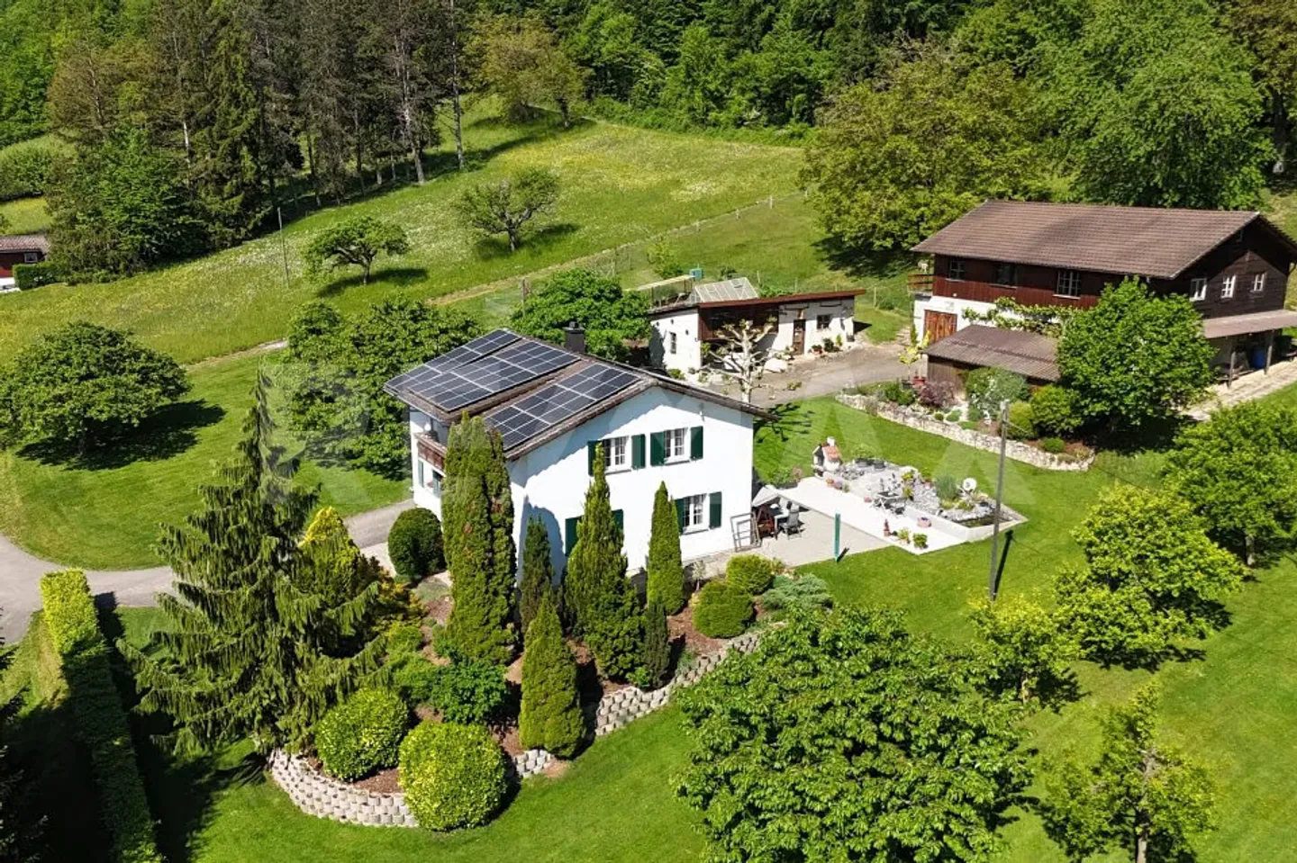 5,933 m² Nature-connected, self-sufficient, free & undisturbed - Your personal paradise in Bad Zurzach - Photo 1 of 13