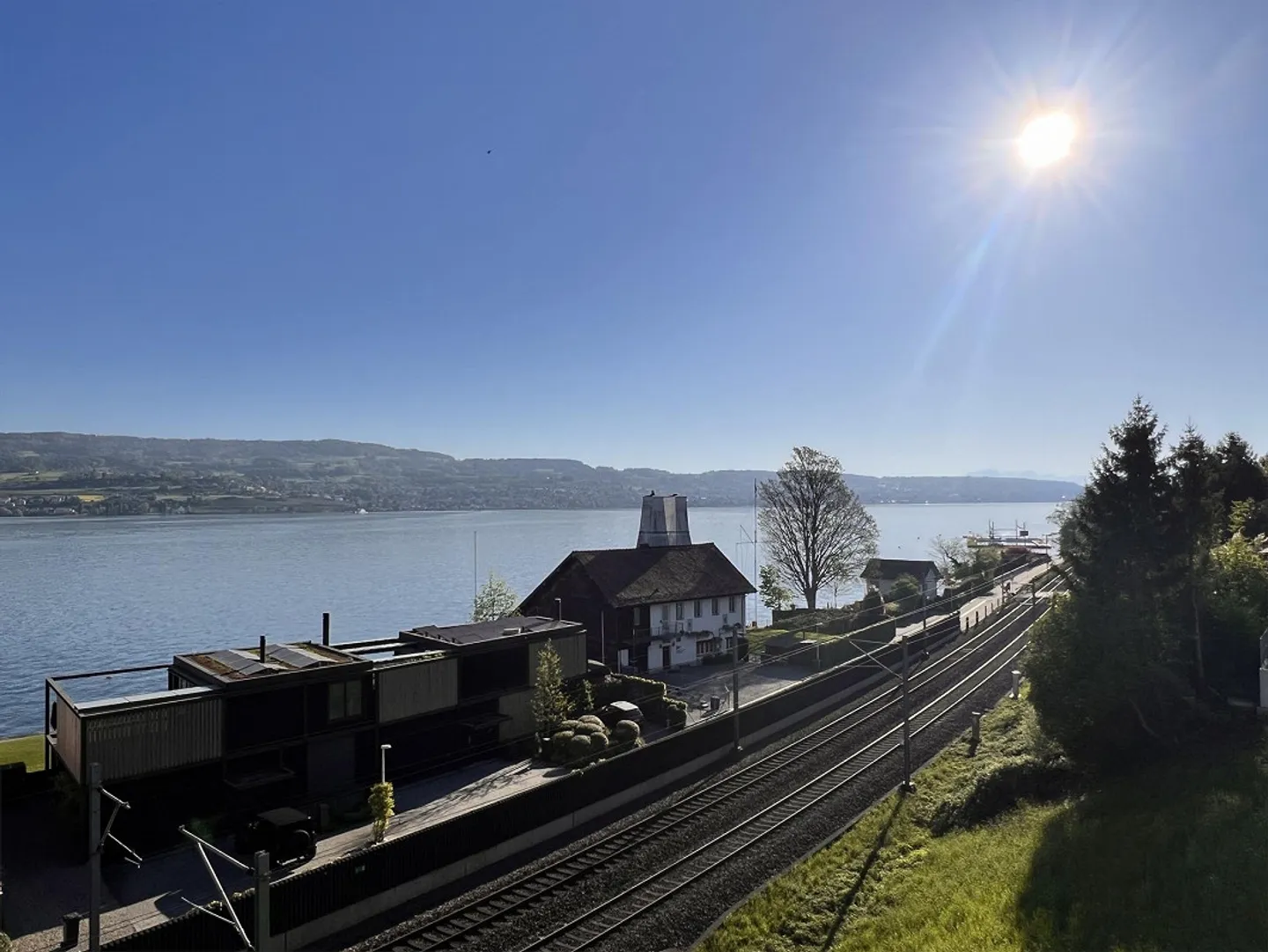 Modernes Apartment mit Seeblick - Foto 4 von 24