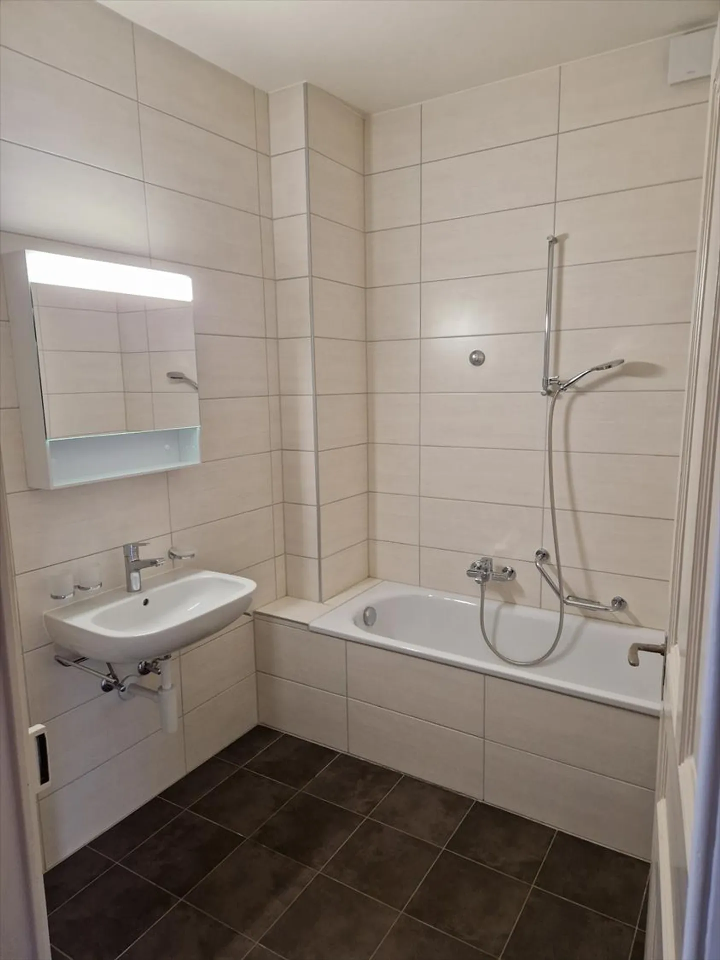 Appartement 3.5 pièces - Photo 3 sur 4
